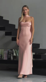 שמלת מריאנה